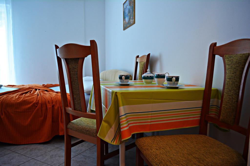 Suz-Ana Apartment Trogir Exterior foto