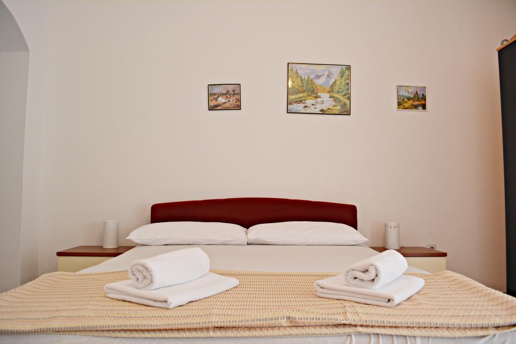 Suz-Ana Apartment Trogir Exterior foto