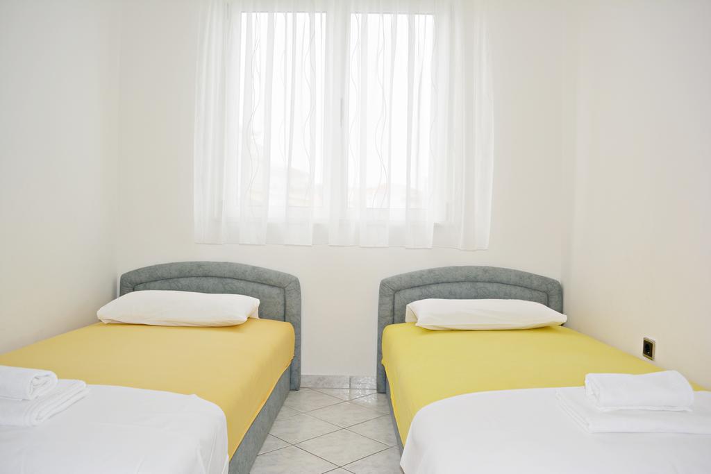 Suz-Ana Apartment Trogir Exterior foto